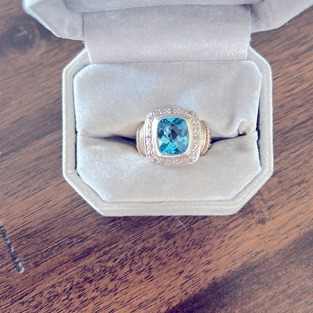 Elegant Silver and Blue Gemstone Ring